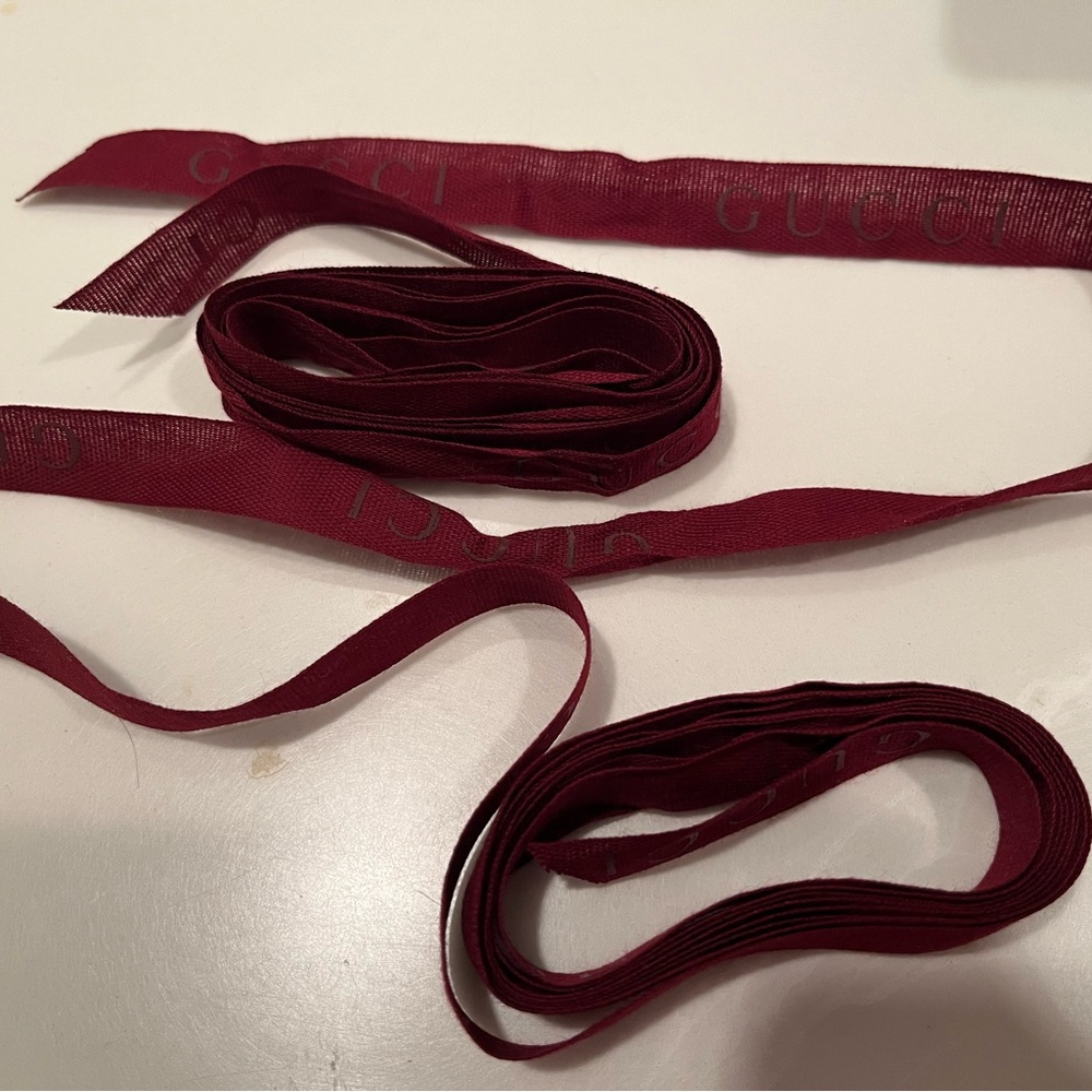 Gucci Red Ribbon Set (2)